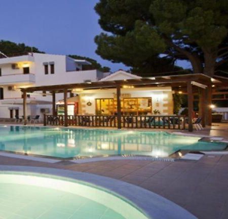 Aparthotel Pefkos Filoxenia Pefki Exterior foto